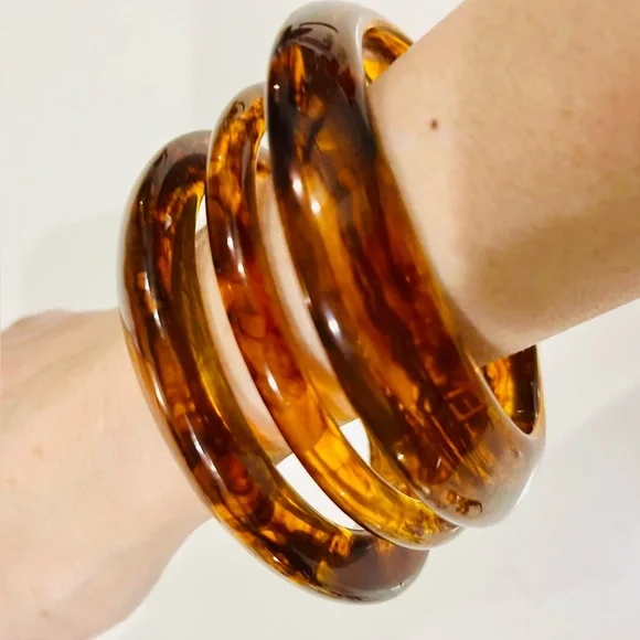 Vintage Tortoiseshell Lucite Bangle Trio | Bold Marbled Stacking Set | 1990s - Picture 6 of 16